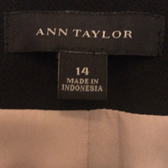 Ann Taylor Black and White Blazer - Picture 2 of 3